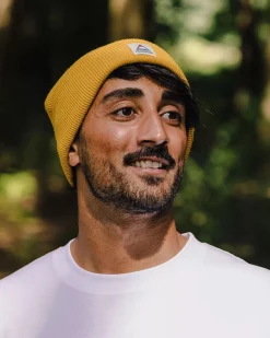 Core Niedrige Beanie