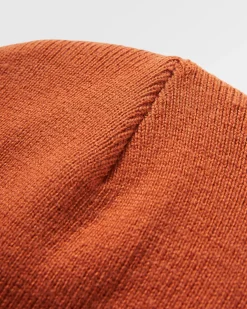 Core Niedrige Beanie