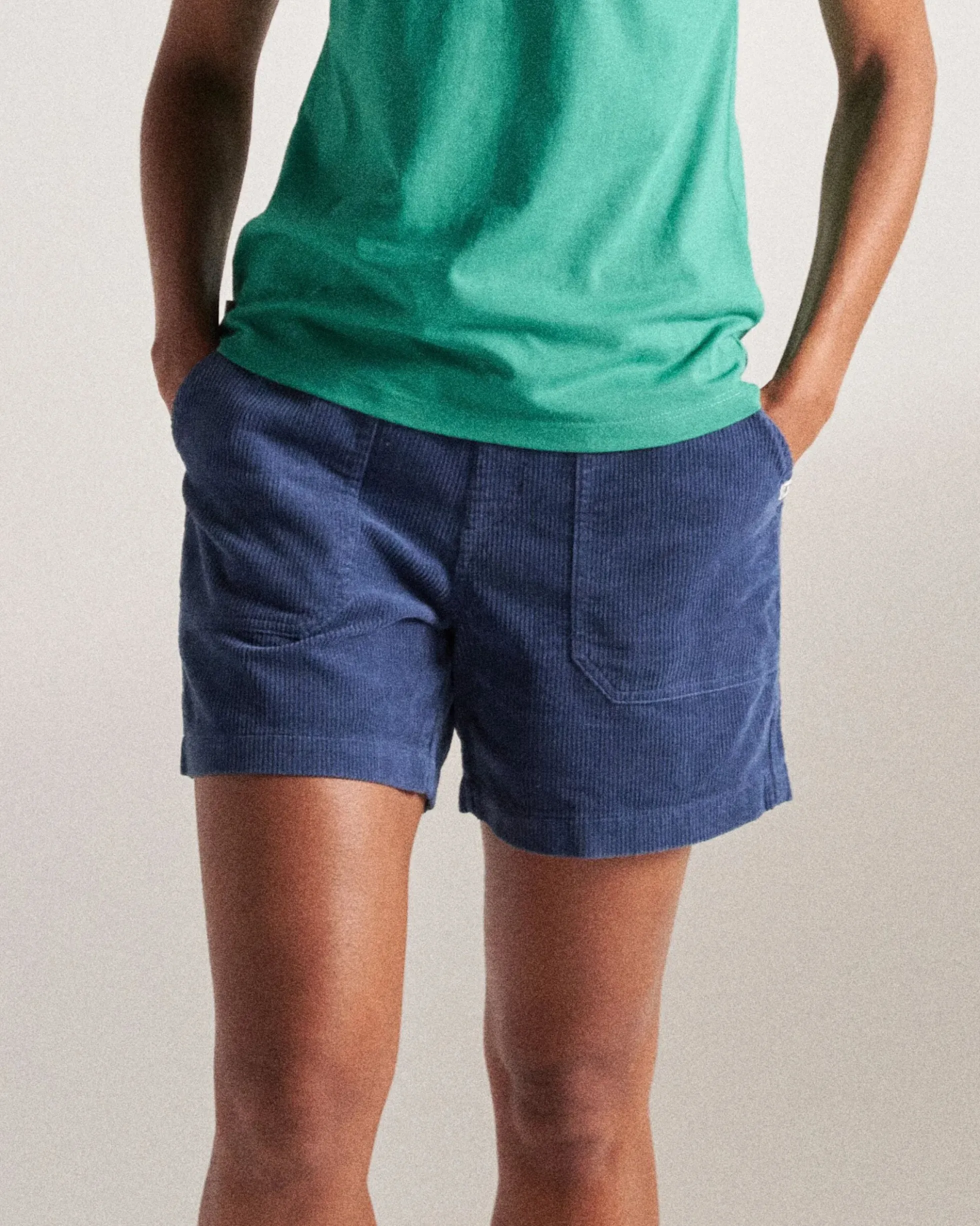 Damen Avian Natürliche Cord-Shorts