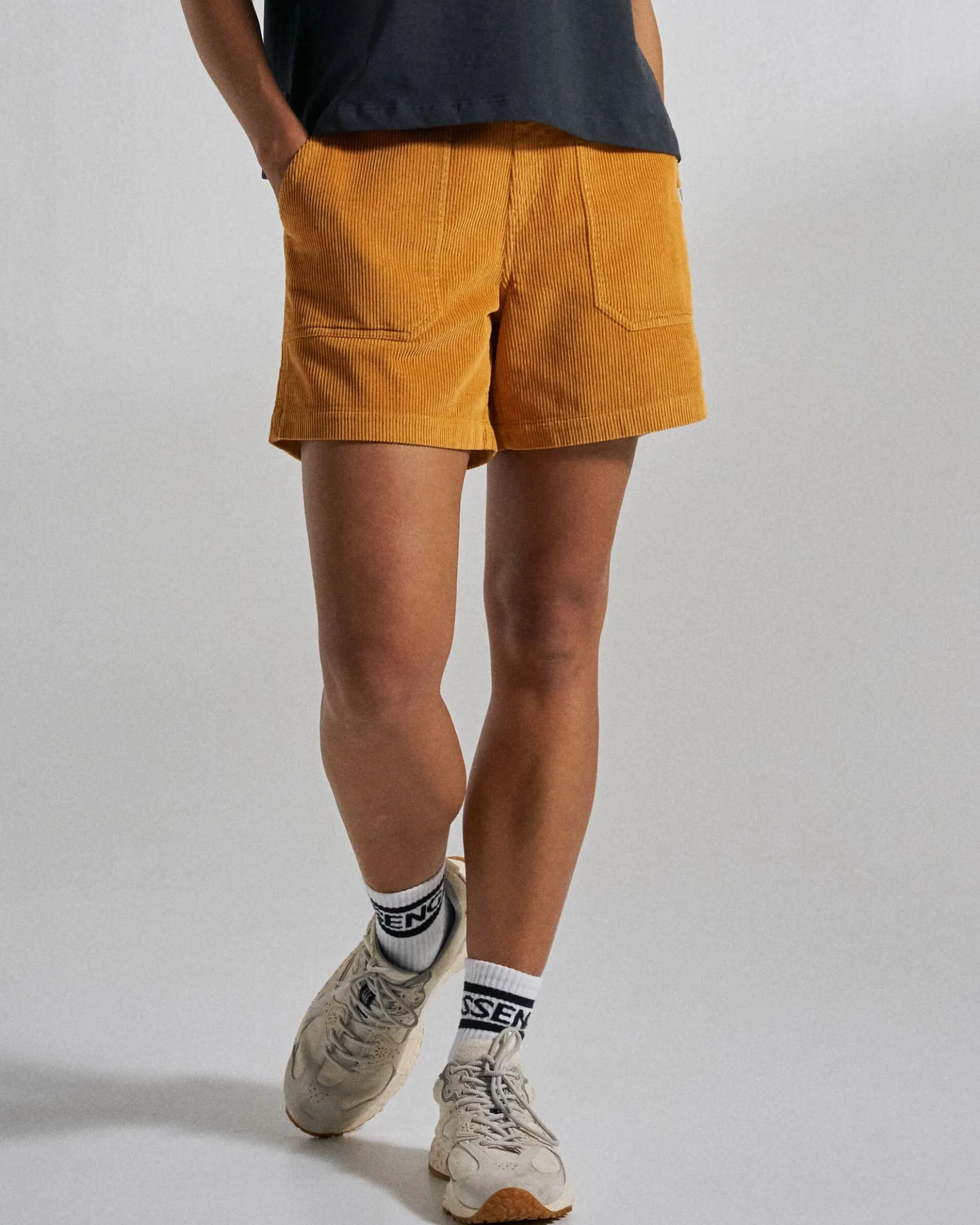 Damen Avian natürliches Cord Short