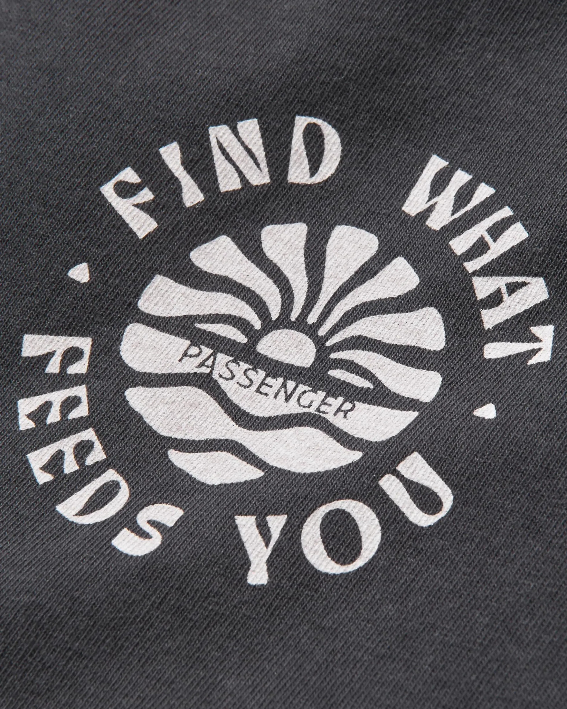 Damen Discovery hochgekrempeltes Ärmel T-Shirt
