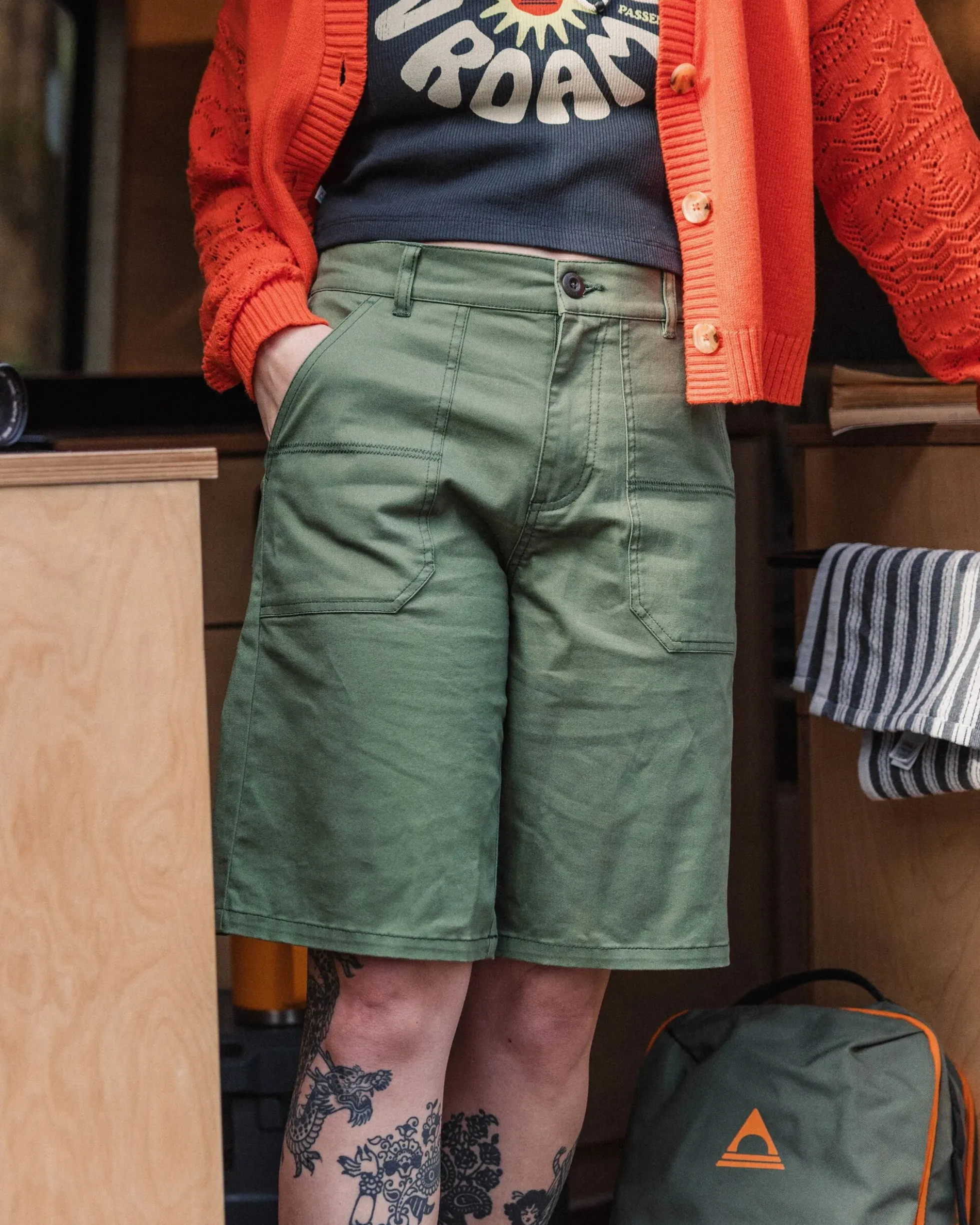 Damen Lani Natürliche Twill Long-Shorts