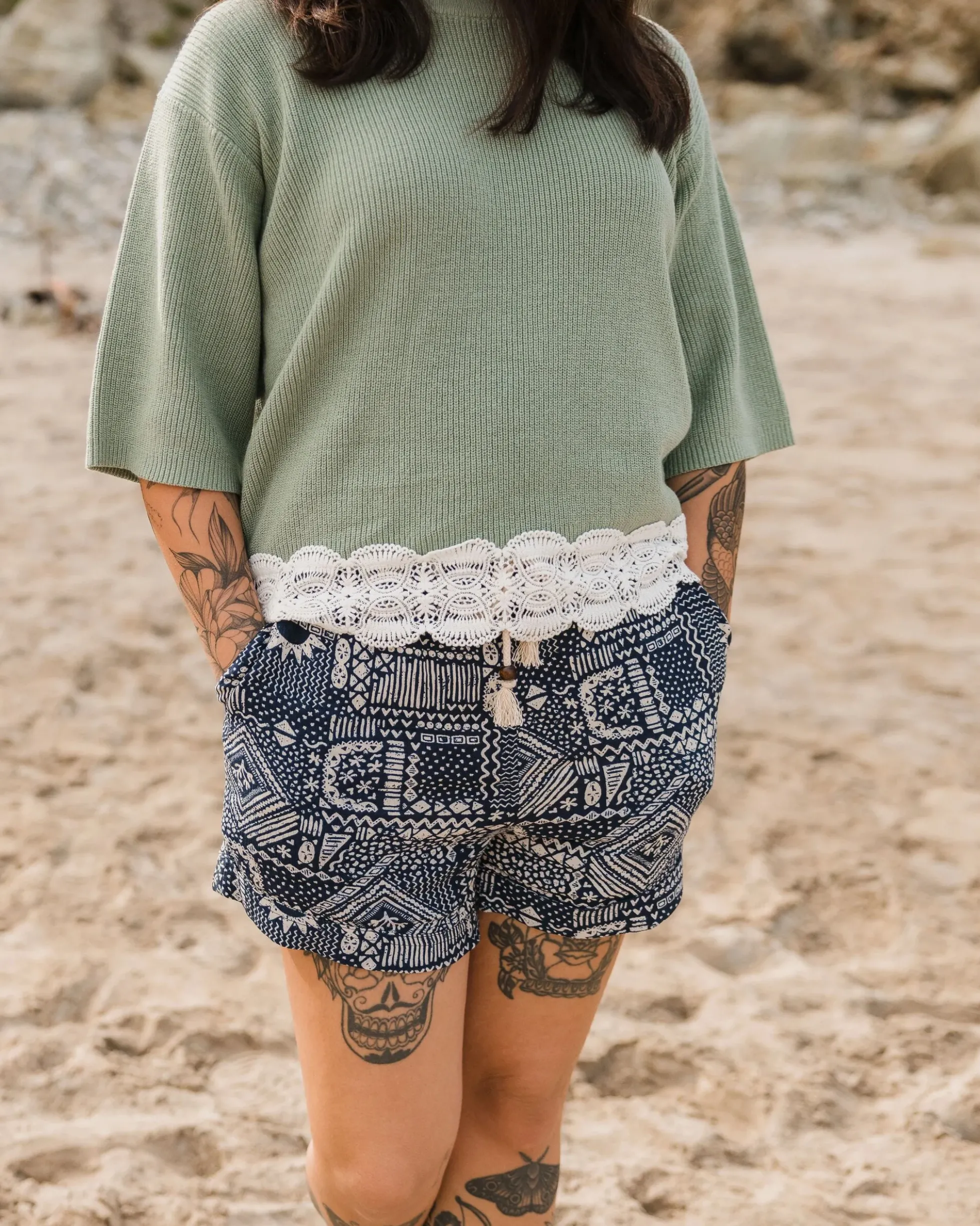 Damen Santosa Gewebte Shorts