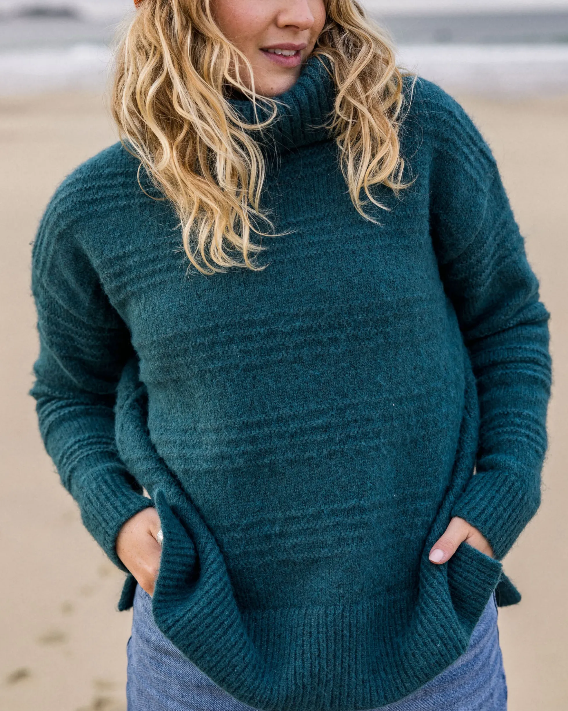 Damen Snug Polo Neck Gestrickter Pullover