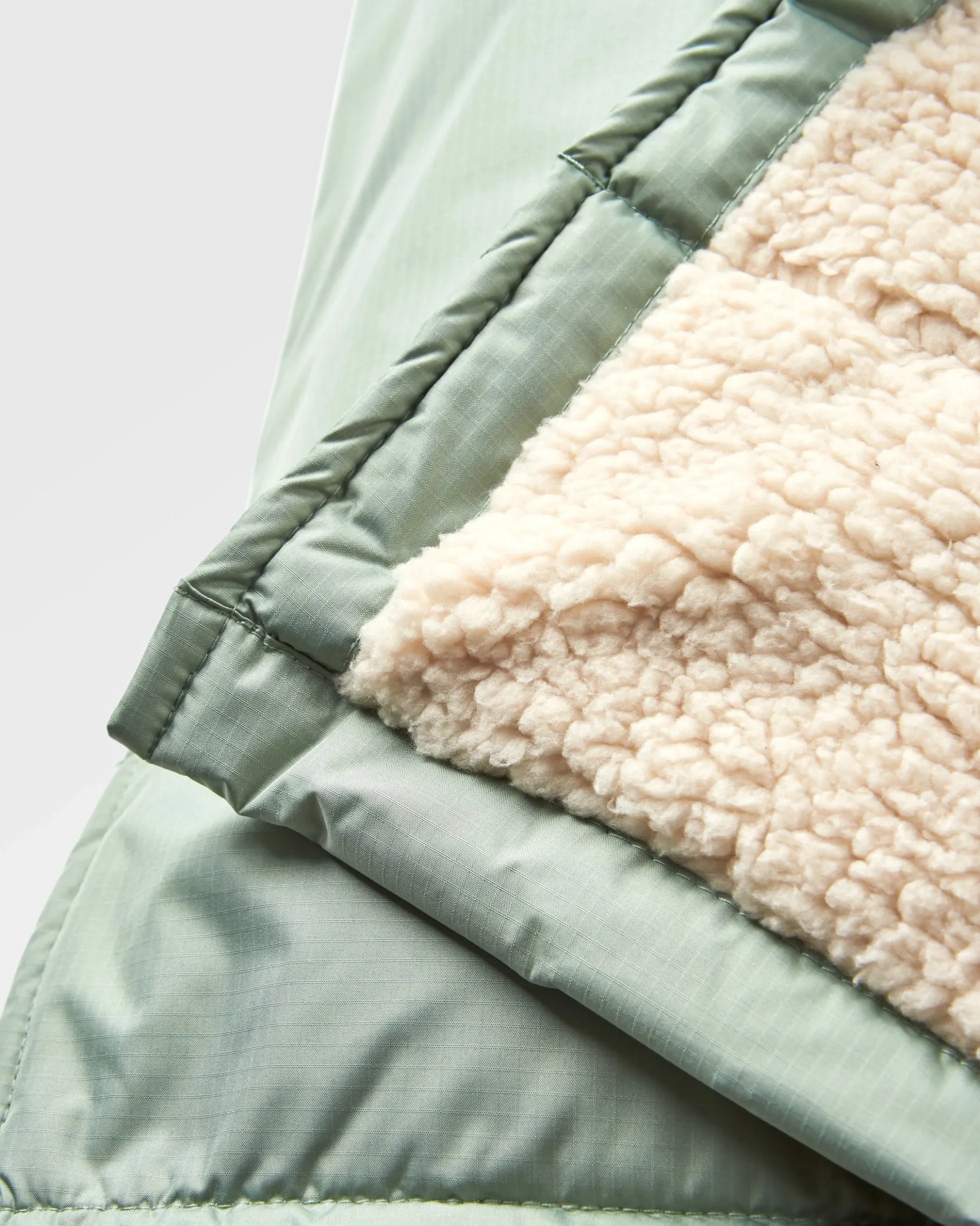 Escapism Sherpa Gefütterter Surf-Poncho