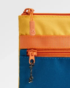 Essentials Pouch