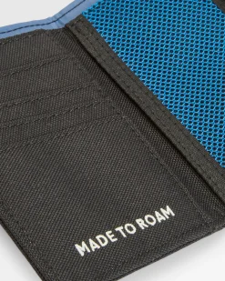 Essentials Wallet