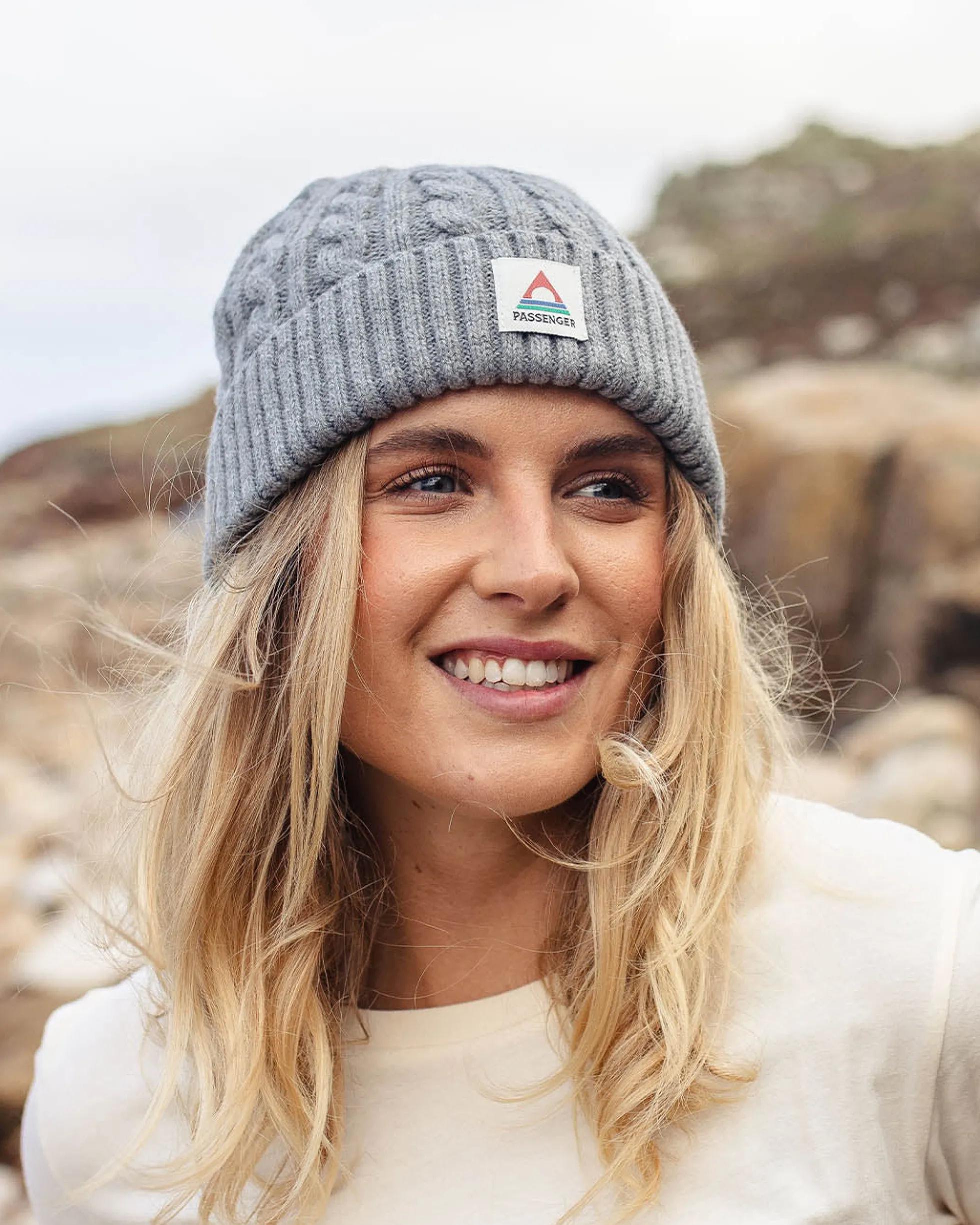 Fireside Zopfmuster-Beanie