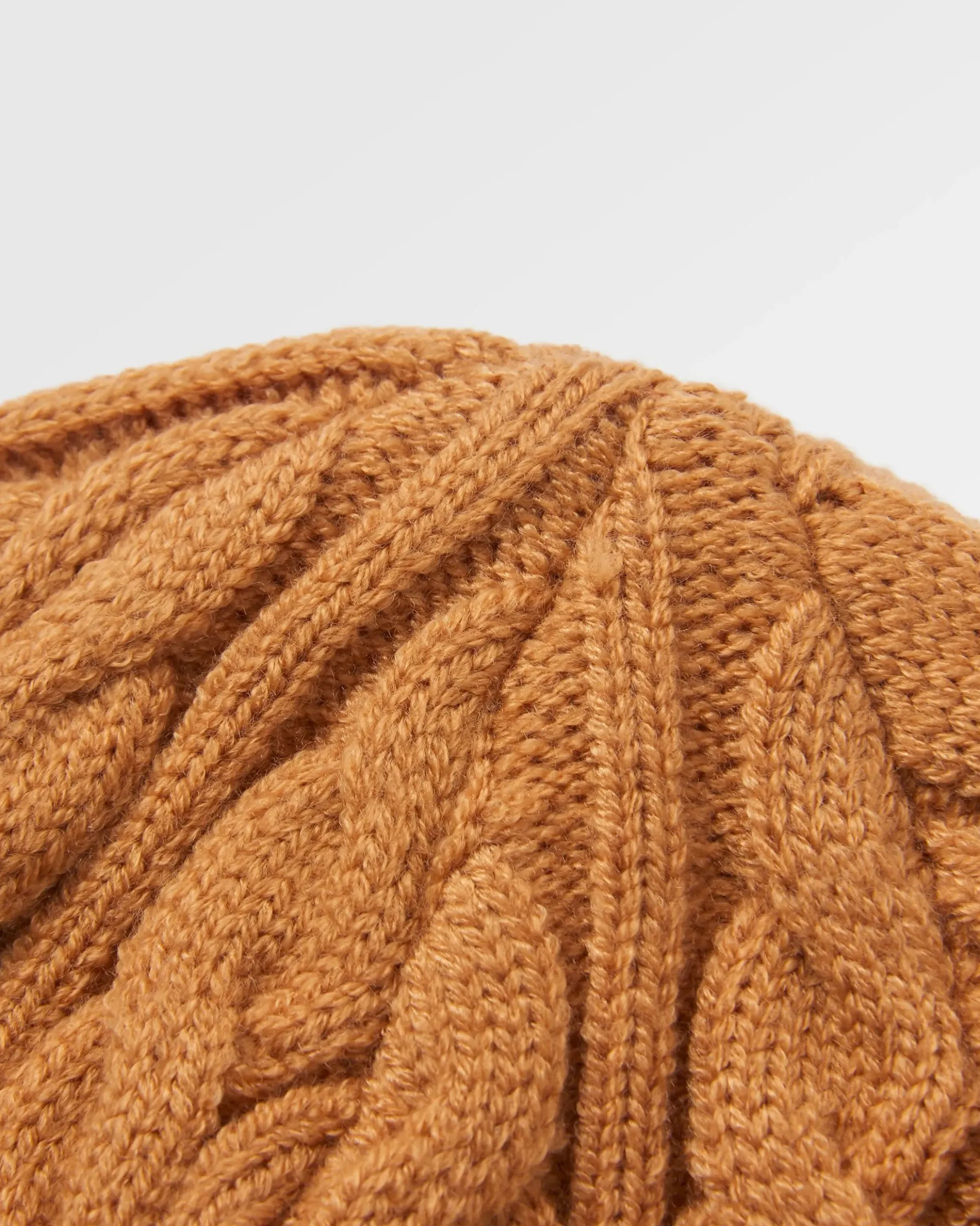 Fireside Zopfmuster-Beanie