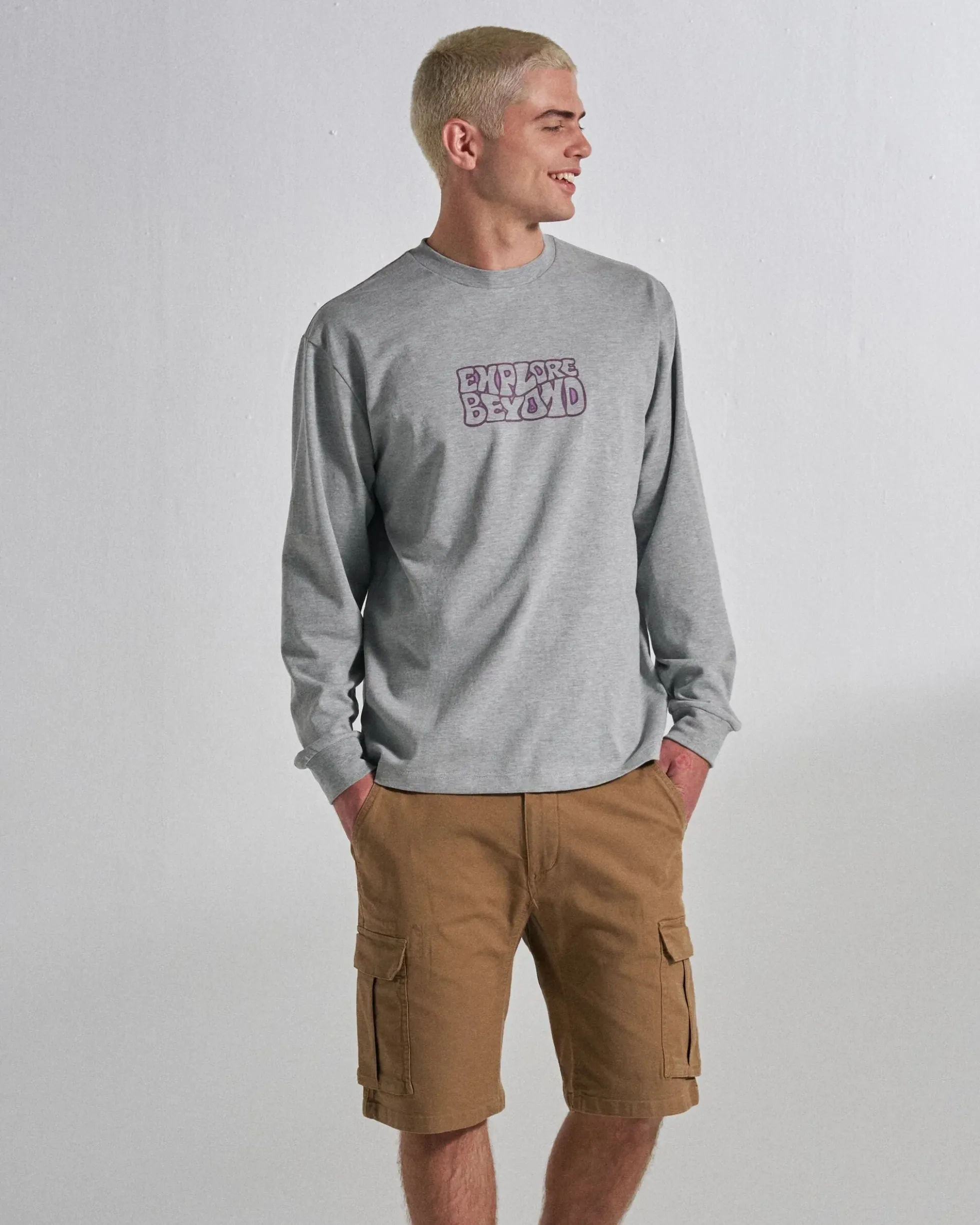 Herren Beyond Relaxed Fit Langarmshirt