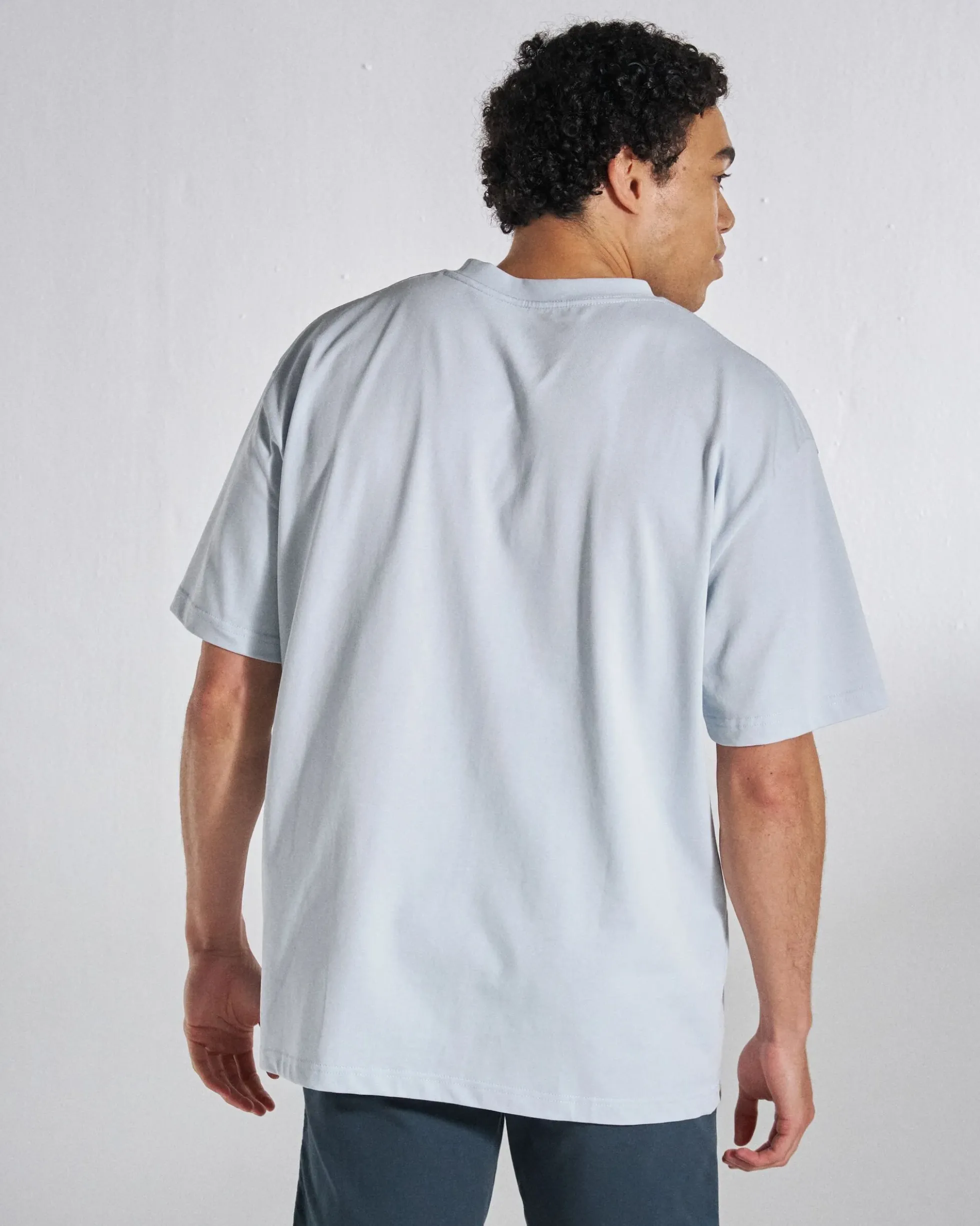 Herren Beyond Relaxed Fit T-Shirt
