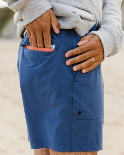 Herren Core Allzweck-Short