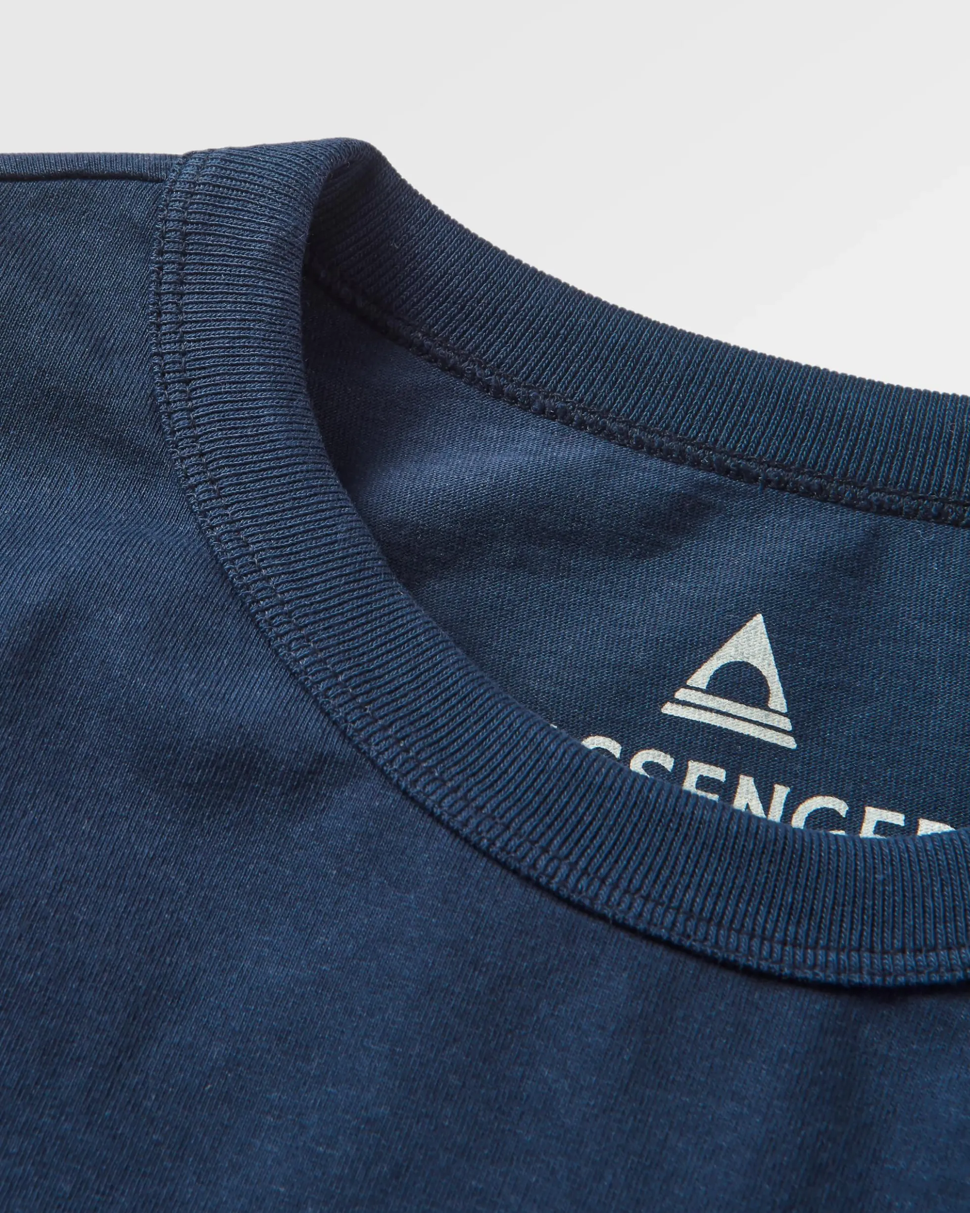 Herren Distance Relaxed Fit Langarmshirt