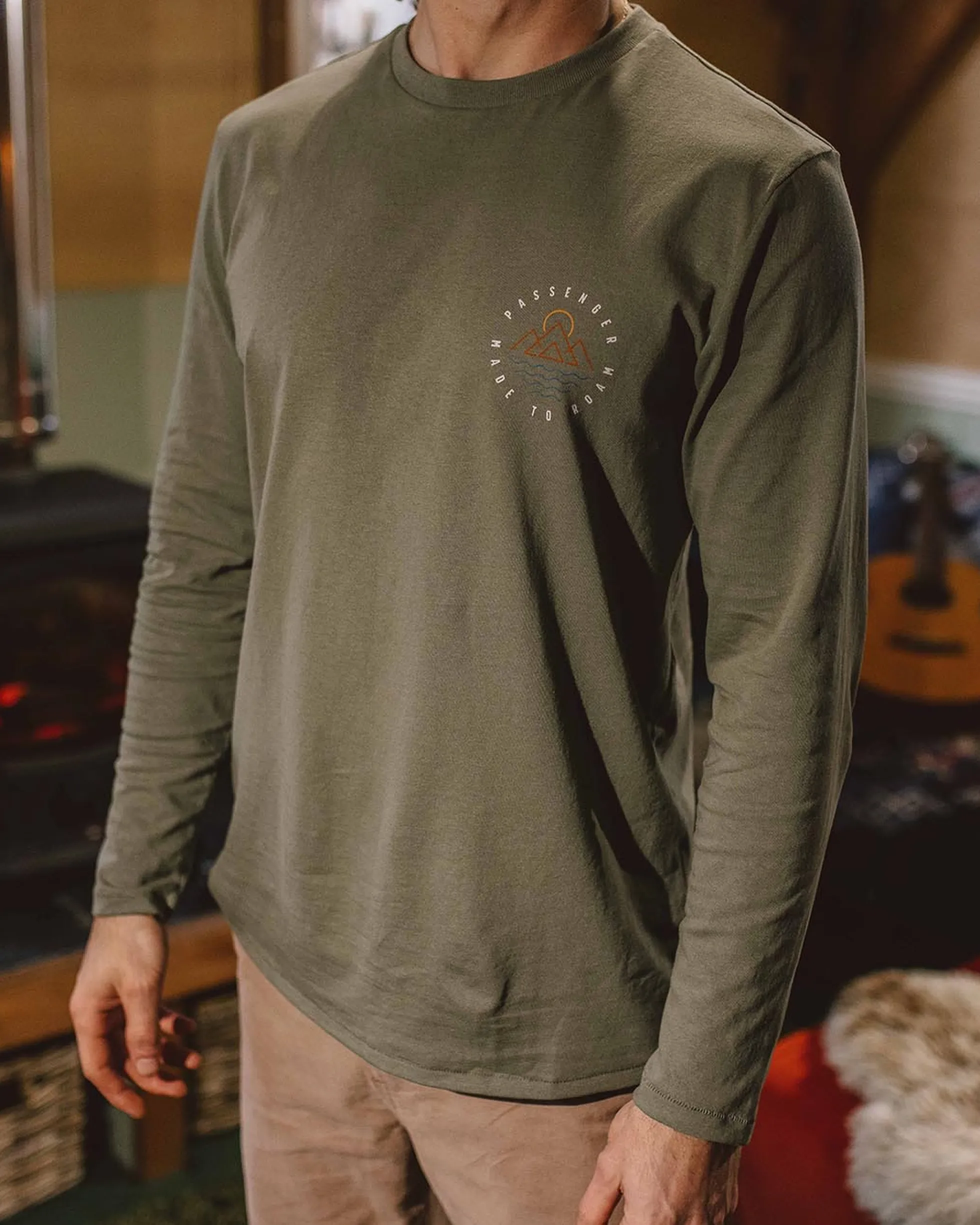 Herren Escapism Langarmshirt