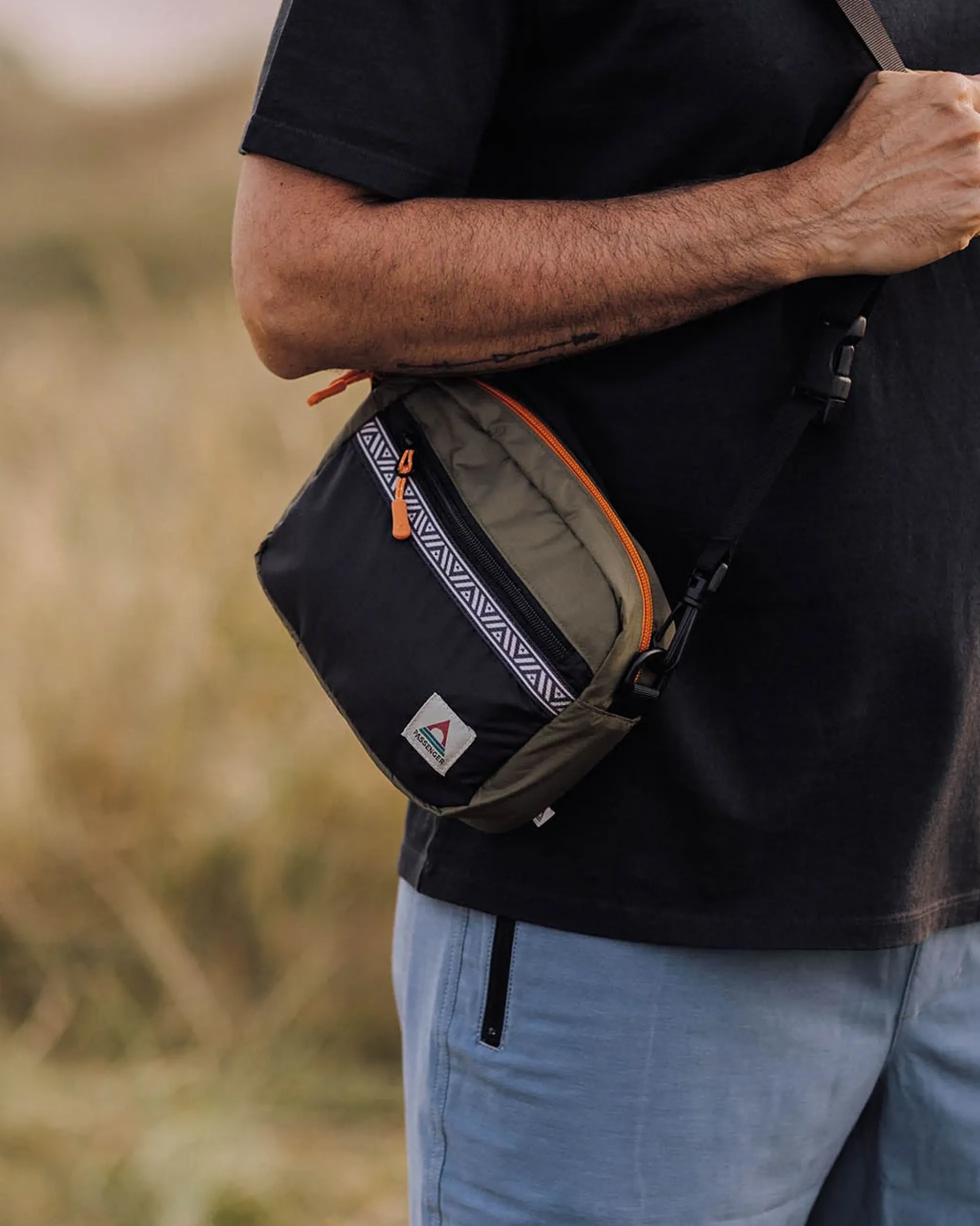 Mainland Hip Pack