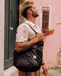 Stow Tote 22L Rucksack