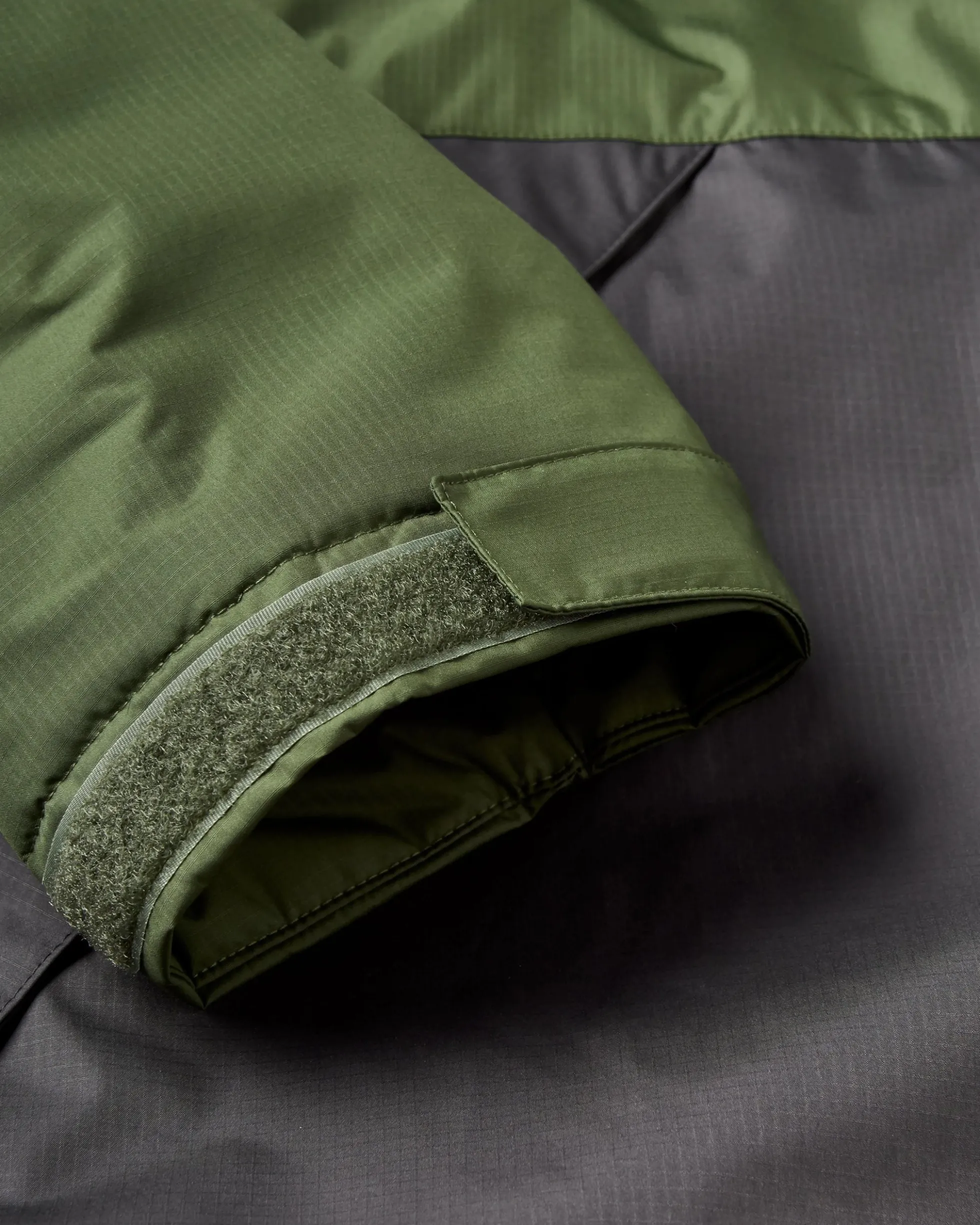 Tempest Wasserdichter Surf-Poncho