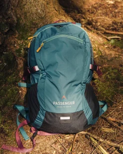 Track 30L Backpack
