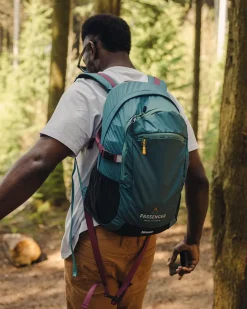 Track 30L Backpack