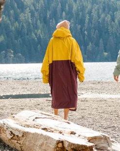 Waves Sherpa Gefütterter Surf-Poncho