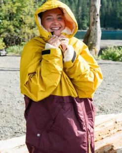 Waves Sherpa Gefütterter Surf-Poncho