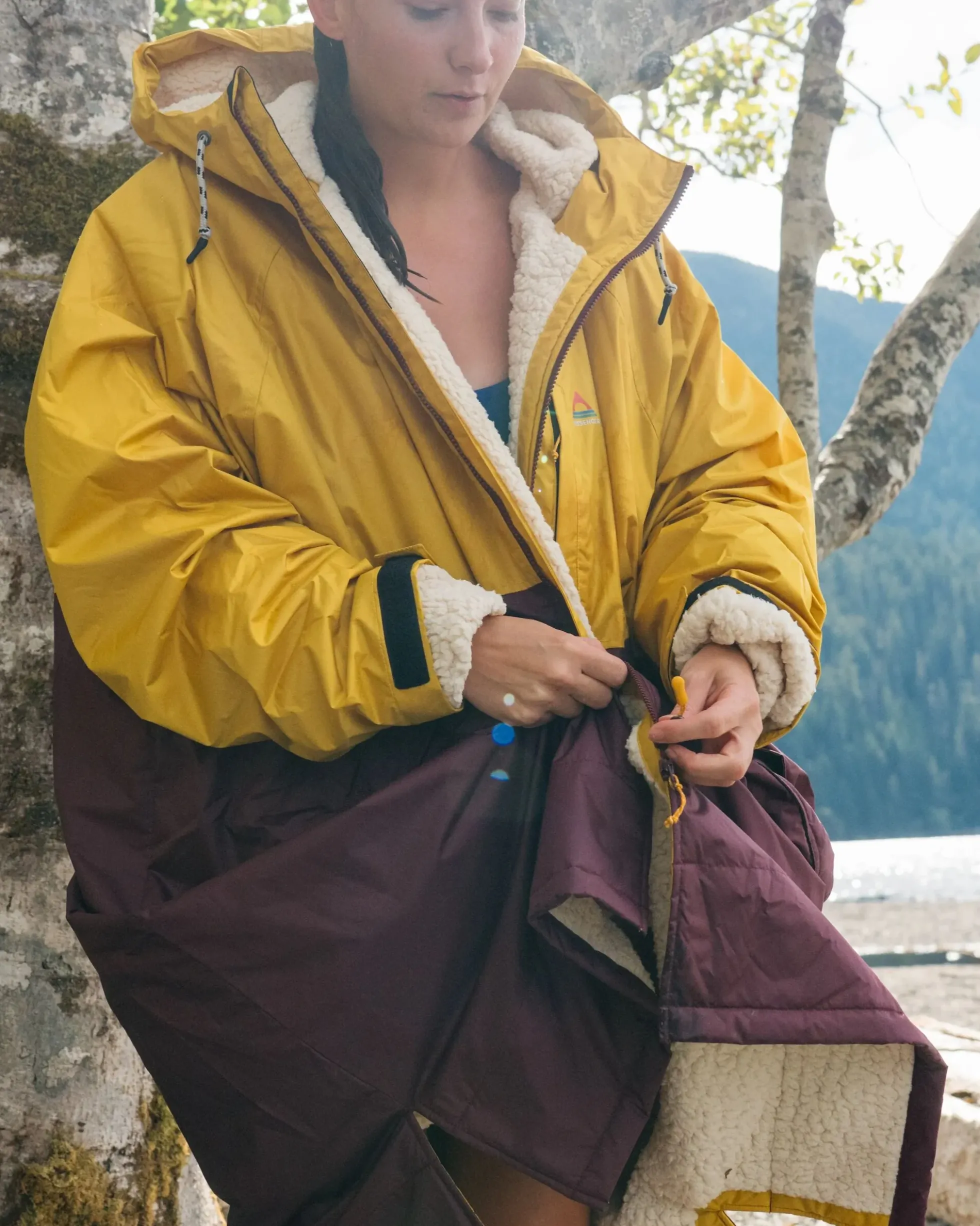 Waves Sherpa Gefütterter Surf-Poncho