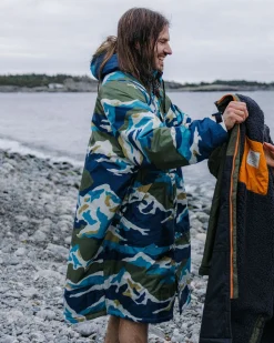Waves Sherpa Lined Changing Robe