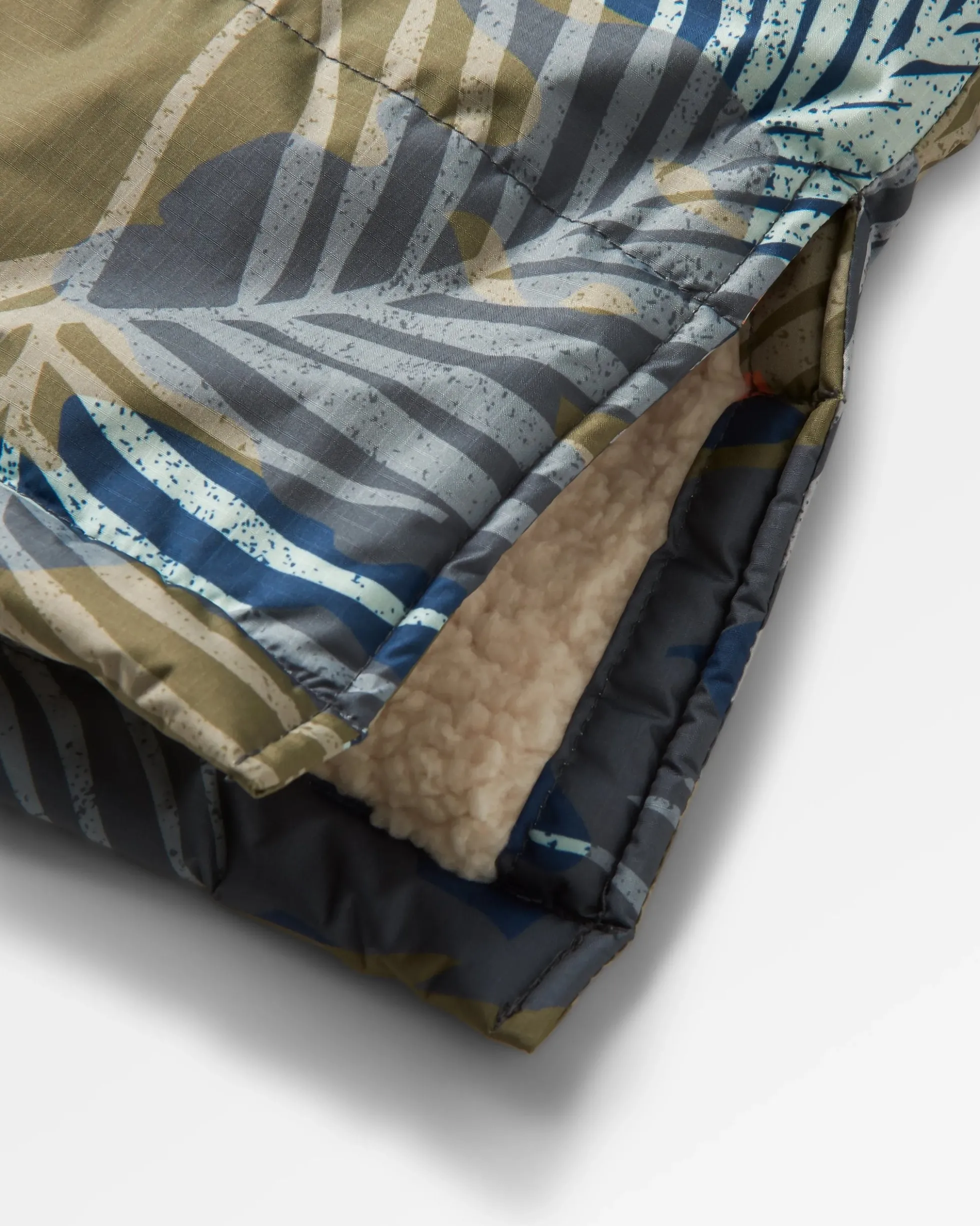 Waves Sherpa Lined Surf-Poncho