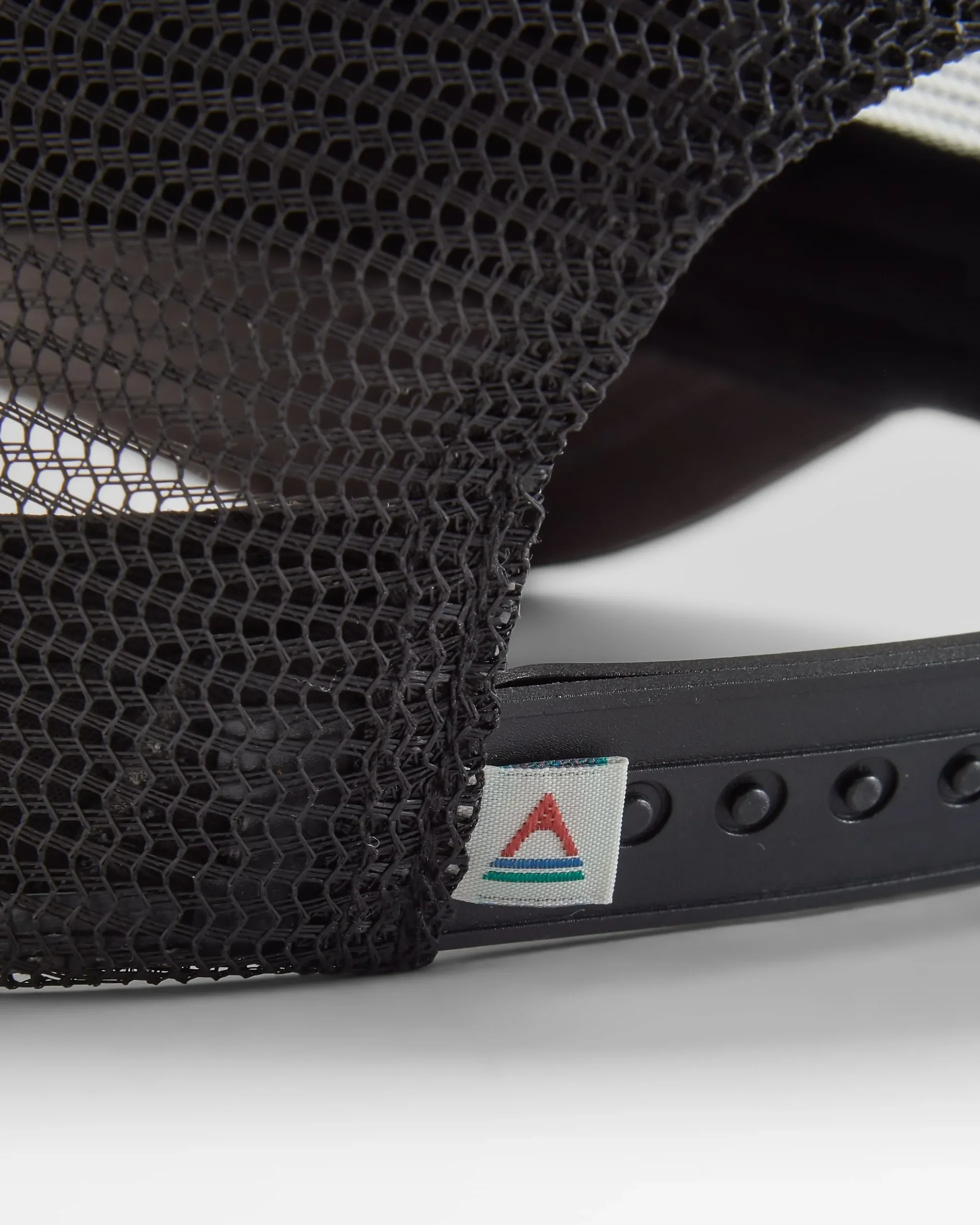 Waves & Trees Bio-Baumwolle Trucker Cap